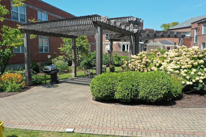 BRITISH HOME, THE nursing home in BROOKFIELD, IL - Photo 3 of 7