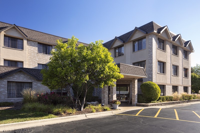 BELLA TERRA WHEELING nursing home in WHEELING, IL - Photo 2 of 10