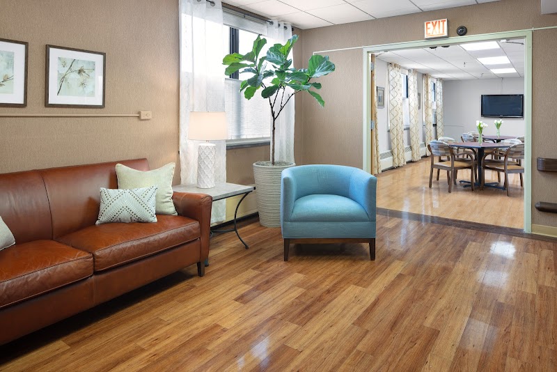 PETERSON PARK HEALTH CARE CTR nursing home in CHICAGO, IL - Photo 3 of 5