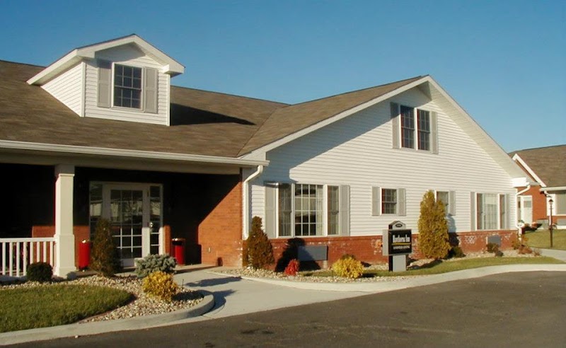 PARKWAY MANOR nursing home in MARION, IL - Photo 1 of 10