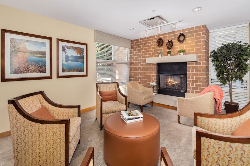 CENTRAL BAPTIST VILLAGE nursing home in NORRIDGE, IL - Photo 5 of 10