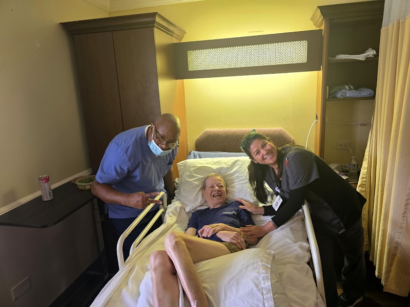 MEADOWBROOK MANOR - NAPERVILLE nursing home in NAPERVILLE, IL - Photo 4 of 5