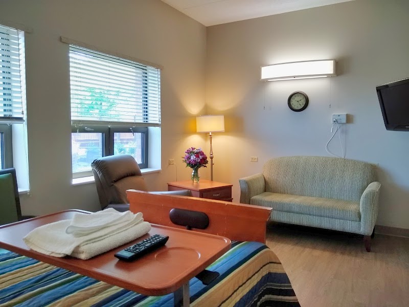 ST PATRICK'S RESIDENCE nursing home in NAPERVILLE, IL - Photo 4 of 9