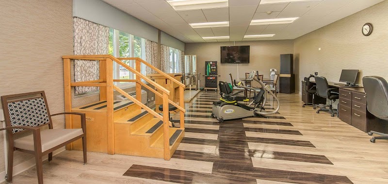 Aperion Care Burbank nursing home in BURBANK, IL - Photo 4 of 5