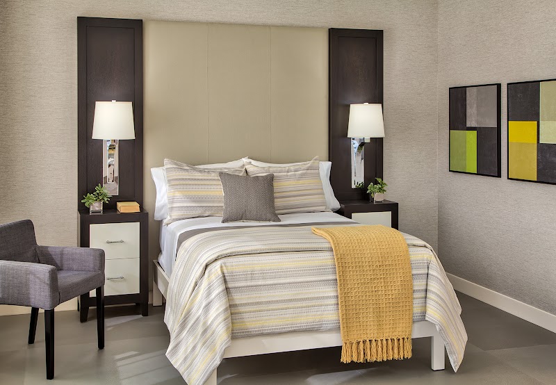 WARREN BARR NORTH SHORE nursing home in HIGHLAND PARK, IL - Photo 5 of 5