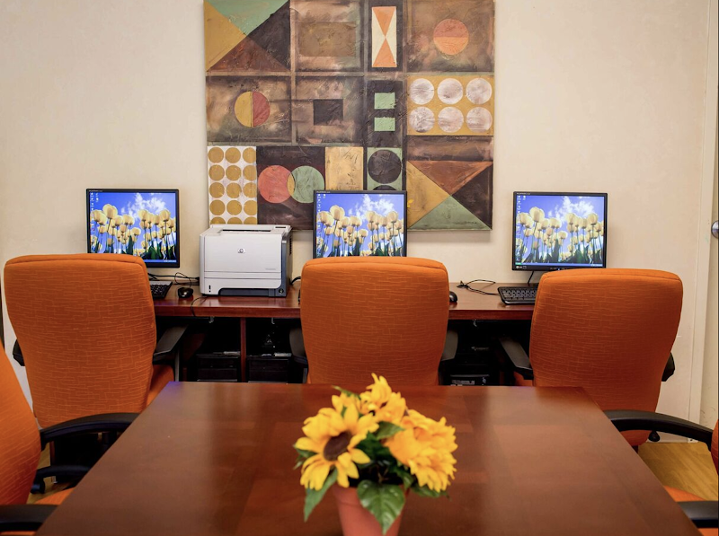 PEARL OF HILLSIDE,THE nursing home in HILLSIDE, IL - Photo 4 of 5