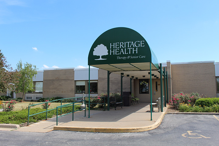 BEARDSTOWN HEALTH & REHAB CTR nursing home in BEARDSTOWN, IL - Photo 3 of 10