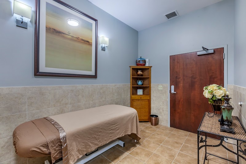 BETHANY REHAB & HCC nursing home in DEKALB, IL - Photo 3 of 5