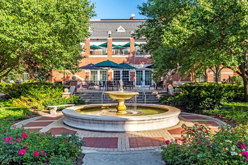 LAKE FOREST PLACE nursing home in LAKE FOREST, IL - Photo 5 of 10