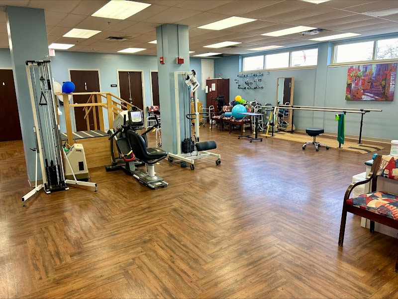 APERION CARE NILES nursing home in NILES, IL - Photo 4 of 7