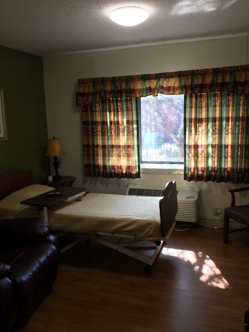 HEARTLAND SENIOR LIVING nursing home in NEOGA, IL - Photo 5 of 5