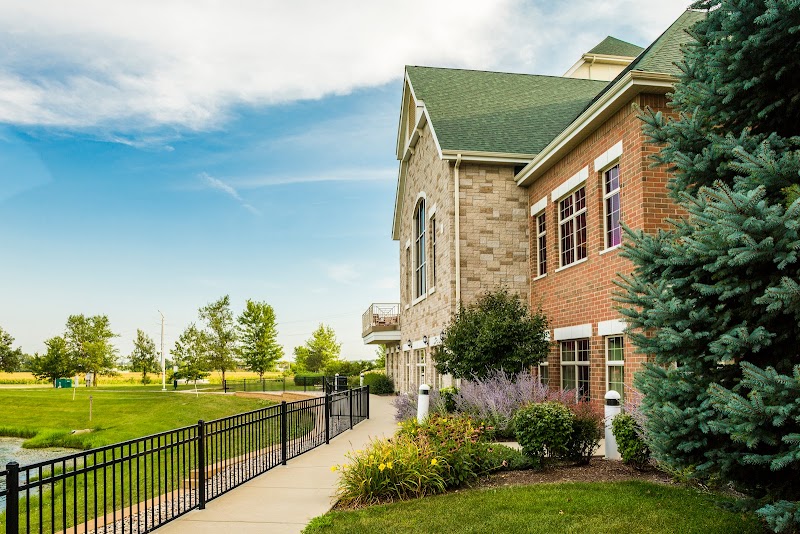 SMITH CROSSING nursing home in ORLAND PARK, IL - Photo 5 of 10