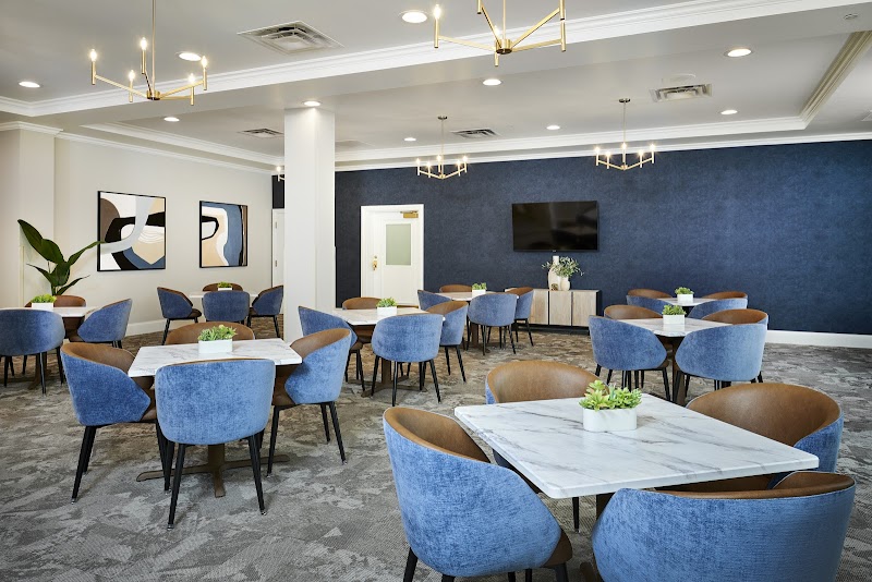 IGNITE MEDICAL HANOVER PARK nursing home in HANOVER PARK, IL - Photo 4 of 10