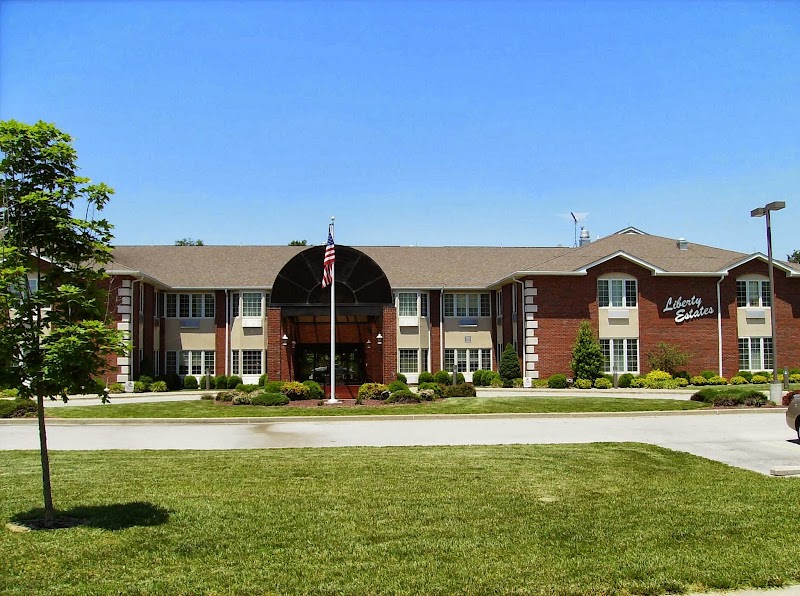 MANOR COURT OF CARBONDALE nursing home in CARBONDALE, IL - Photo 3 of 5