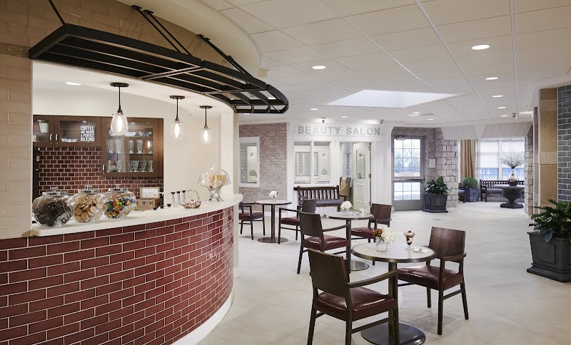 ALDEN COURTS OF SHOREWOOD nursing home in SHOREWOOD, IL - Photo 3 of 9