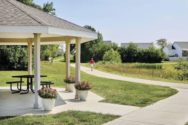 LUTHER OAKS nursing home in BLOOMINGTON, IL - Photo 5 of 10