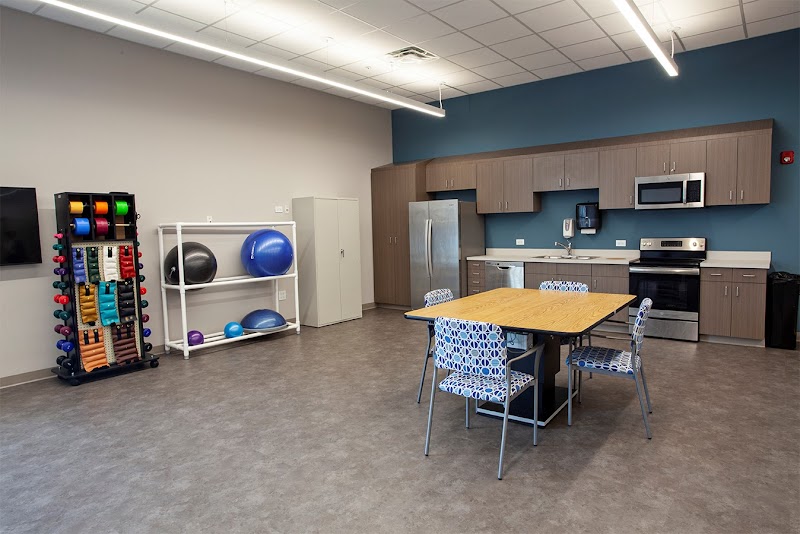 THRIVE OF FOX VALLEY nursing home in AURORA, IL - Photo 5 of 10