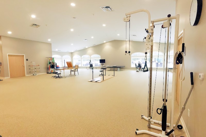 BELMONT HEALTH & REHABILITATION, THE nursing home in COLUMBUS, IN - Photo 4 of 5