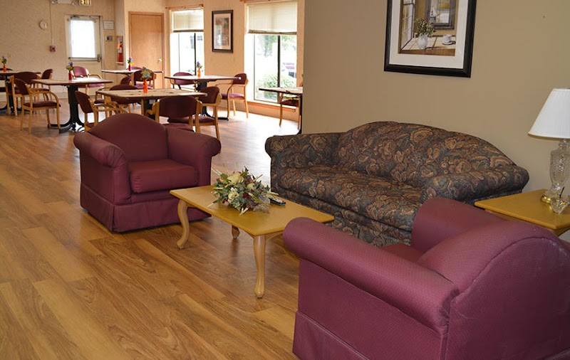 NORTH WOODS VILLAGE nursing home in KOKOMO, IN - Photo 3 of 5