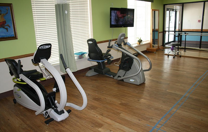 STONEBROOKE REHABILITATION CENTER nursing home in NEW CASTLE, IN - Photo 4 of 5