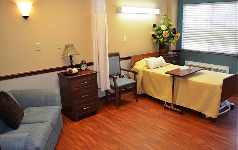 HILLCREST VILLAGE nursing home in JEFFERSONVILLE, IN - Photo 4 of 5