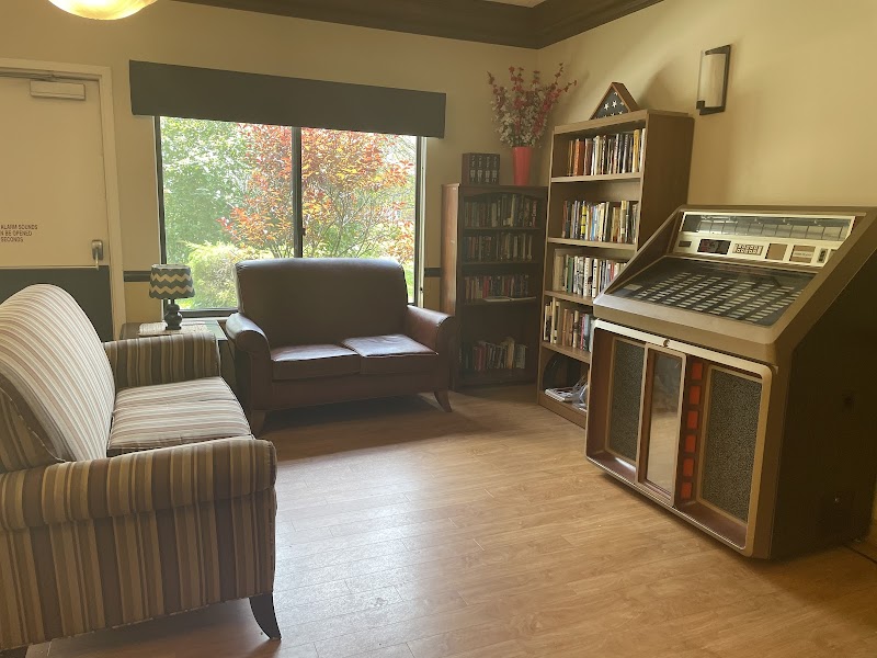 MAJESTIC CARE OF NEW HAVEN nursing home in NEW HAVEN, IN - Photo 5 of 5