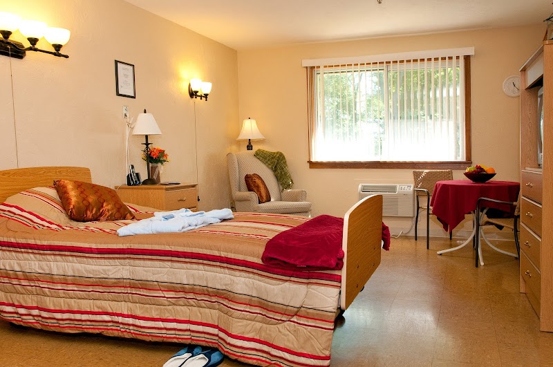 WOODLANDS THE nursing home in MUNCIE, IN - Photo 4 of 5