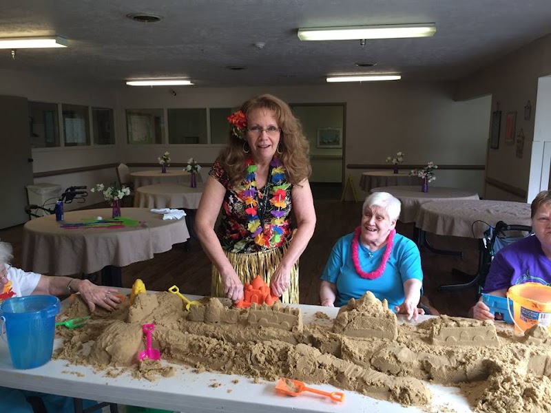 YORKTOWN MANOR nursing home in YORKTOWN, IN - Photo 5 of 10