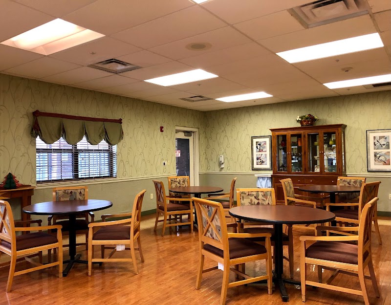 MAJESTIC CARE OF SOUTHPORT nursing home in INDIANAPOLIS, IN - Photo 2 of 5