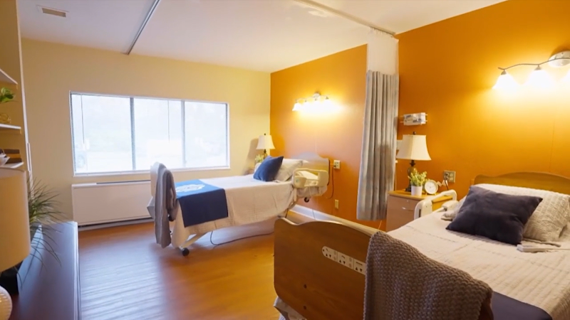 CHATEAU REHABILITATION AND HEALTHCARE CENTER nursing home in FORT WAYNE, IN - Photo 2 of 5