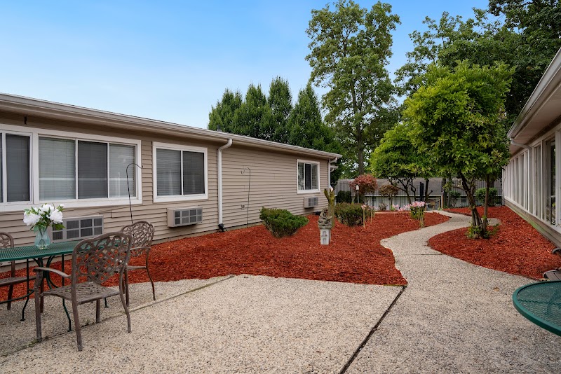 CELEBRATE SENIOR LIVING OF FORT WAYNE nursing home in FORT WAYNE, IN - Photo 4 of 5