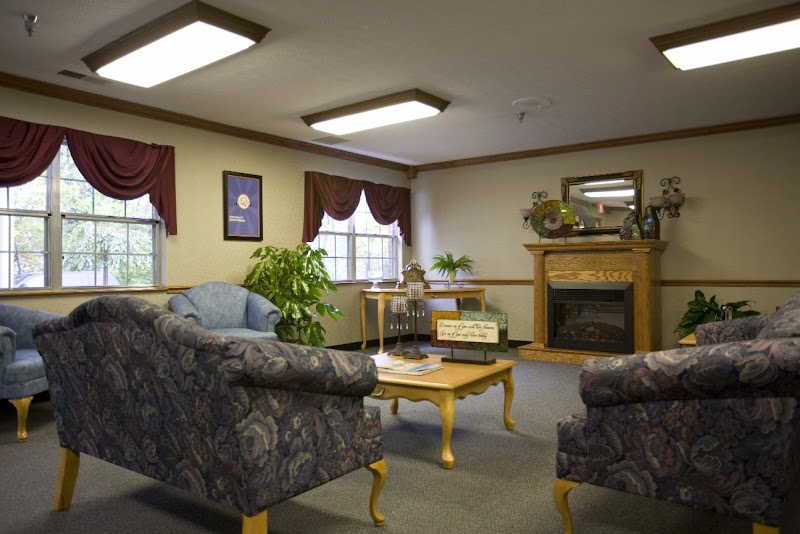 WEDGEWOOD HEALTHCARE CENTER nursing home in CLARKSVILLE, IN - Photo 4 of 5