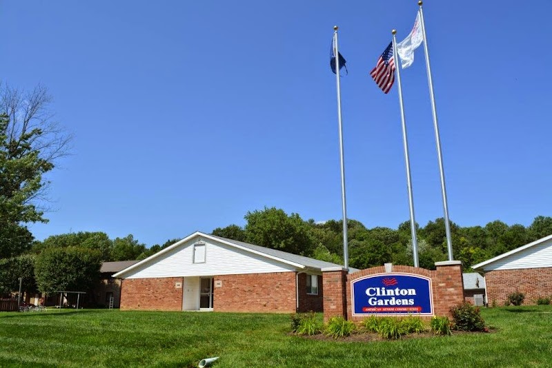 CLINTON GARDENS nursing home in CLINTON, IN - Photo 3 of 10