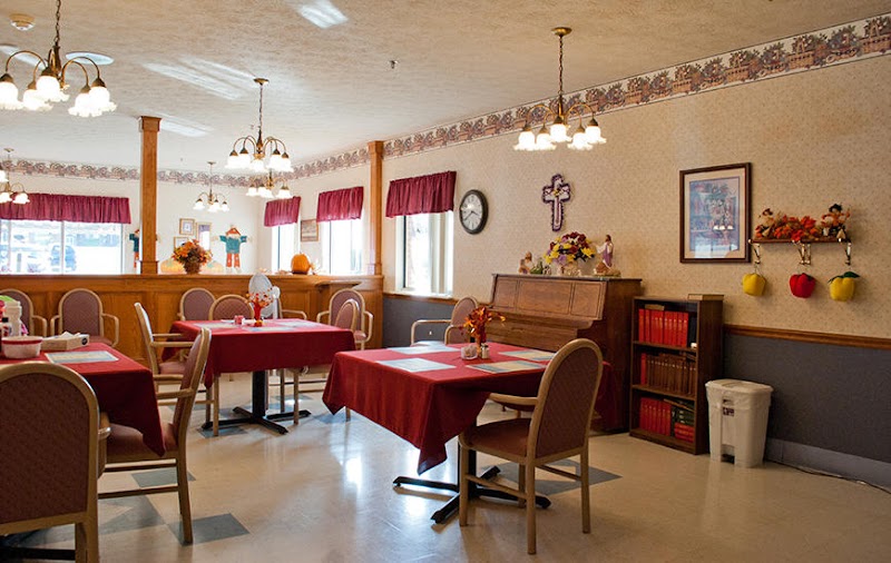 HERITAGE HOUSE REHABILITATION & HEALTH CARE CENTER nursing home in CONNERSVILLE, IN - Photo 5 of 10