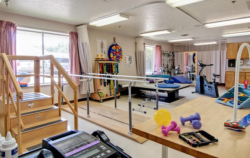 EASTGATE MANOR NURSING AND REHABILITATION nursing home in WASHINGTON, IN - Photo 4 of 10