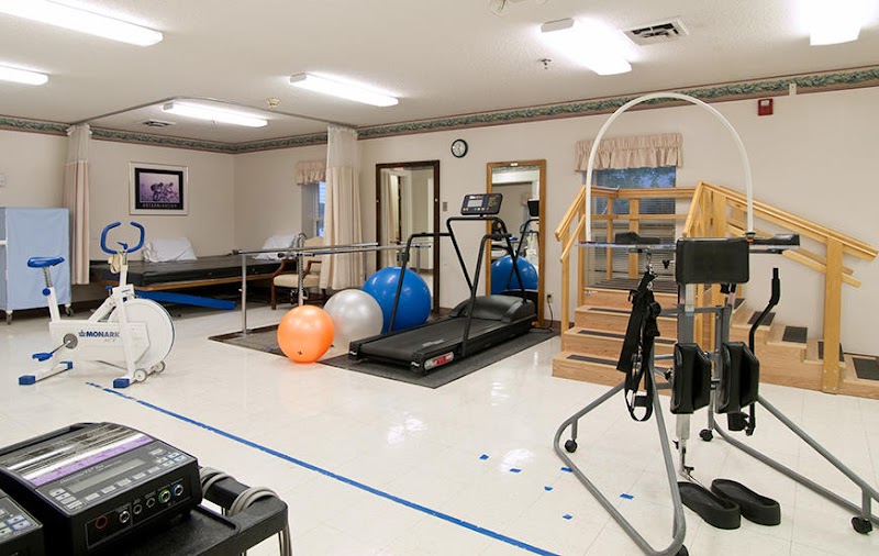 MOUNT VERNON NURSING AND REHABILITATION nursing home in MOUNT VERNON, IN - Photo 3 of 10