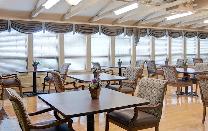 MOUNT VERNON NURSING AND REHABILITATION nursing home in MOUNT VERNON, IN - Photo 5 of 10