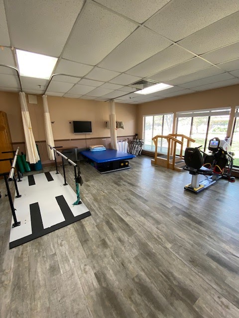 BRICKYARD HEALTHCARE - MERRILLVILLE CARE CENTER nursing home in MERRILLVILLE, IN - Photo 3 of 5