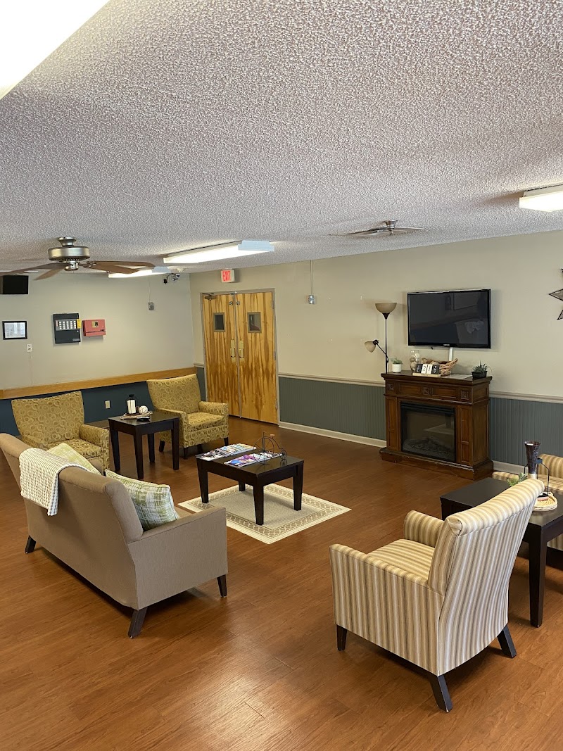 BRICKYARD HEALTHCARE - PETERSBURG CARE CENTER nursing home in PETERSBURG, IN - Photo 4 of 7