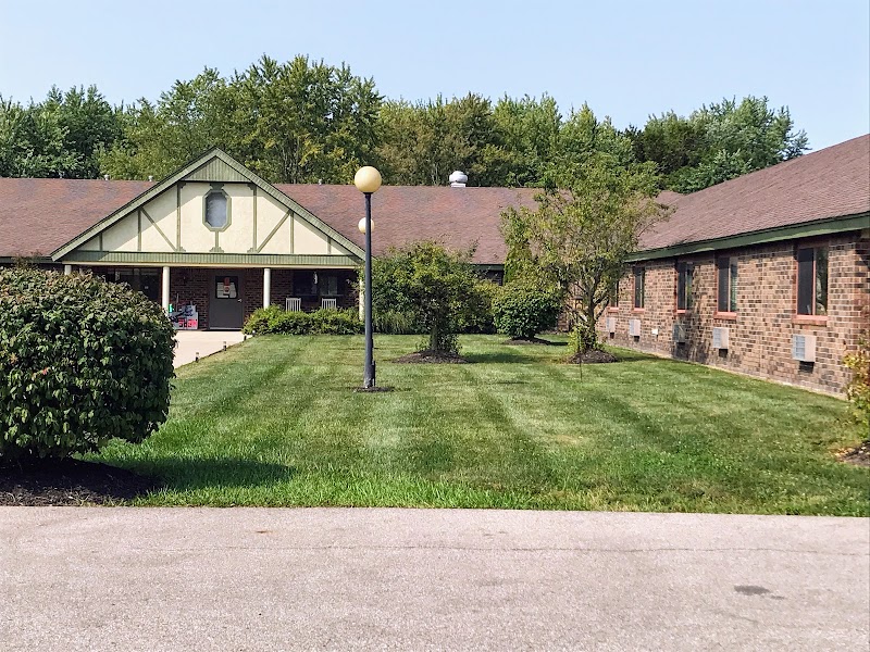 MAJESTIC CARE OF SHERIDAN nursing home in SHERIDAN, IN - Photo 2 of 10