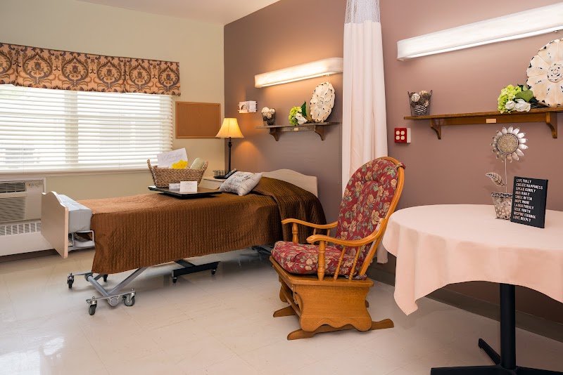 LIFE CARE CENTER OF ROCHESTER nursing home in ROCHESTER, IN - Photo 4 of 5