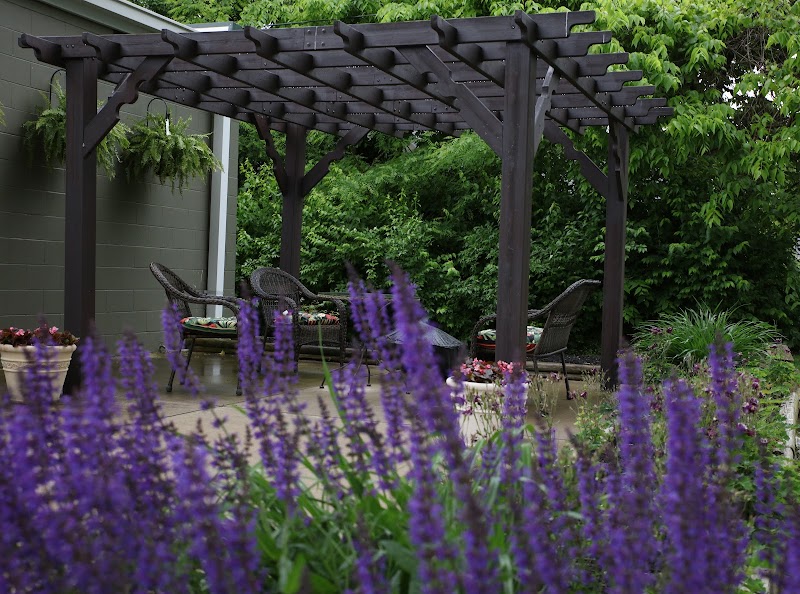 HICKORY CREEK AT COLUMBUS nursing home in COLUMBUS, IN - Photo 3 of 6