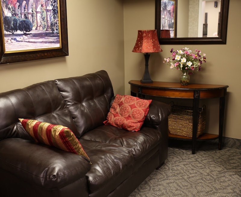 HICKORY CREEK AT COLUMBUS nursing home in COLUMBUS, IN - Photo 4 of 6