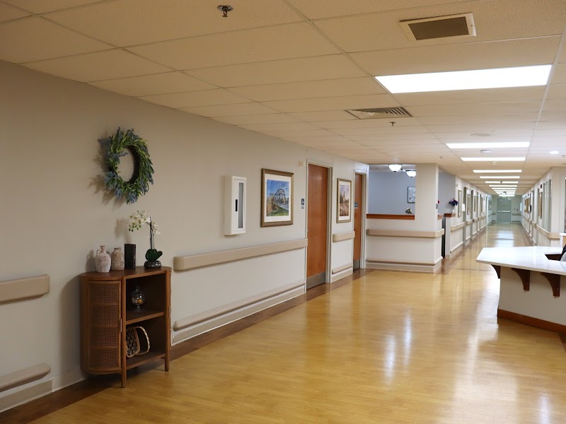 MAJESTIC CARE OF JEFFERSON POINTE nursing home in FORT WAYNE, IN - Photo 4 of 5