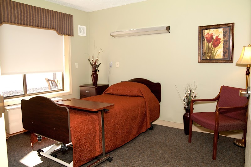 HUTSONWOOD AT BRAZIL nursing home in BRAZIL, IN - Photo 4 of 5