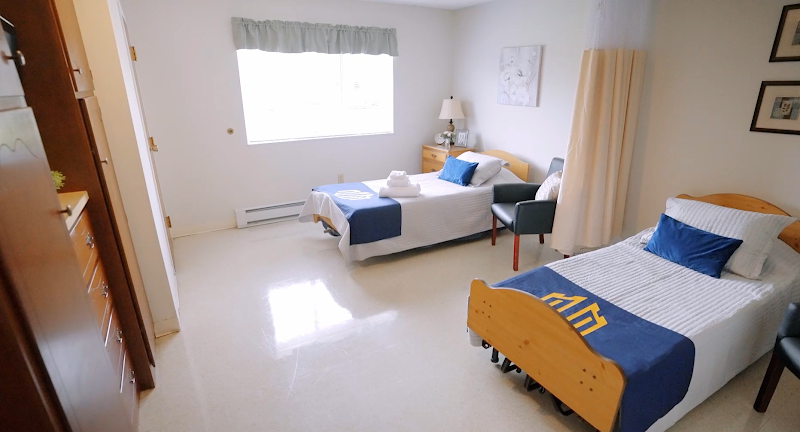 UNIVERSITY PARK REHABILITATION AND HEALTHCARE nursing home in FORT WAYNE, IN - Photo 5 of 5