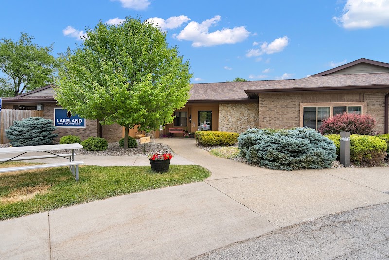 LAKELAND REHAB AND HEALTHCARE CENTER nursing home in ANGOLA, IN - Photo 2 of 5