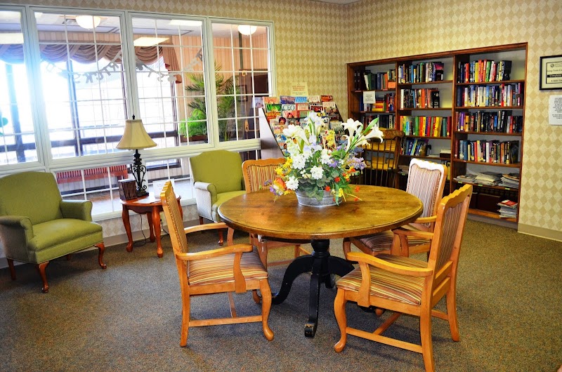 ZIONSVILLE MEADOWS nursing home in ZIONSVILLE, IN - Photo 4 of 5