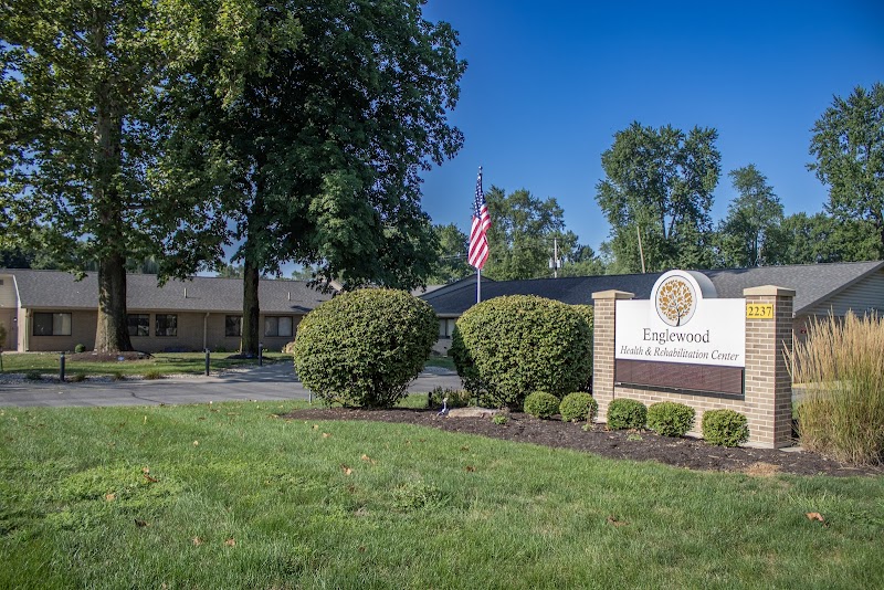 ENGLEWOOD HEALTH & REHABILITATION CENTER nursing home in FORT WAYNE, IN - Photo 2 of 9