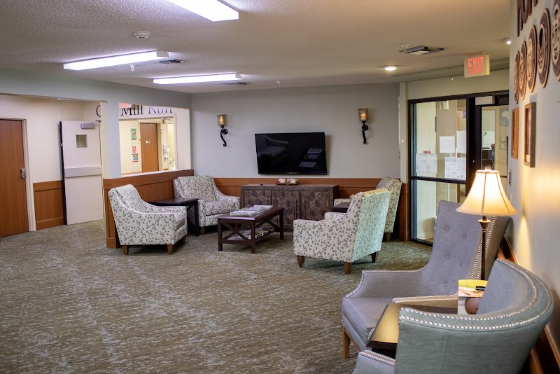 ENGLEWOOD HEALTH & REHABILITATION CENTER nursing home in FORT WAYNE, IN - Photo 3 of 9